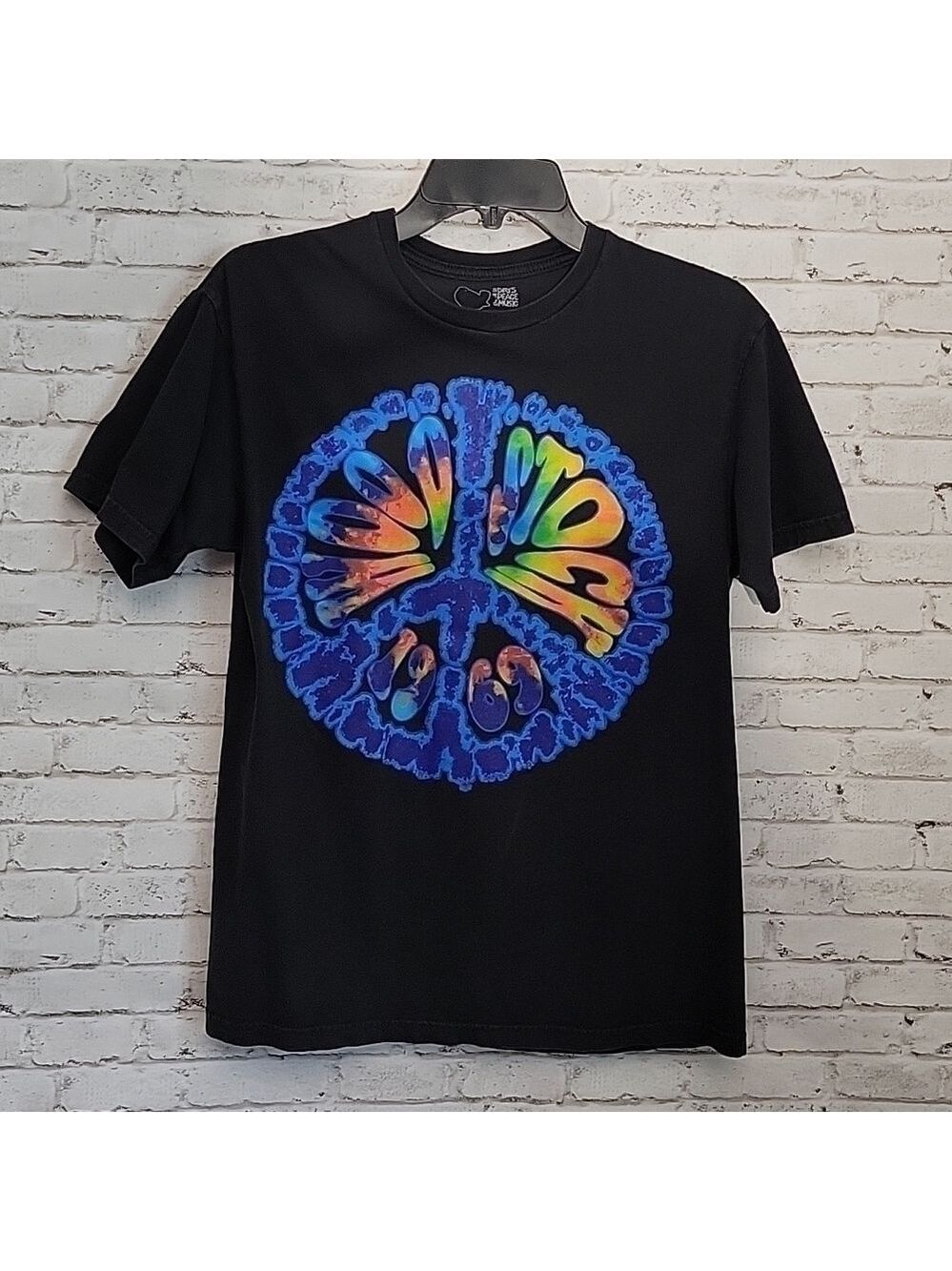 Women's Woodstock 1969 T-shirt, Size Medium